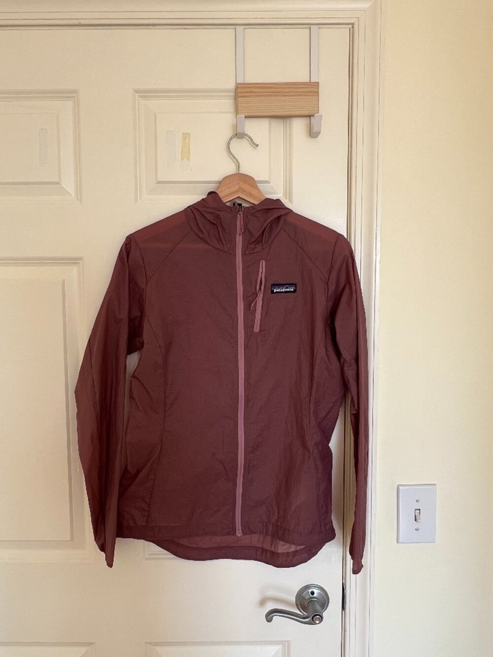 Patagonia Women’s Houdini Jacket Evening Mauve Size S Packable Windbreaker